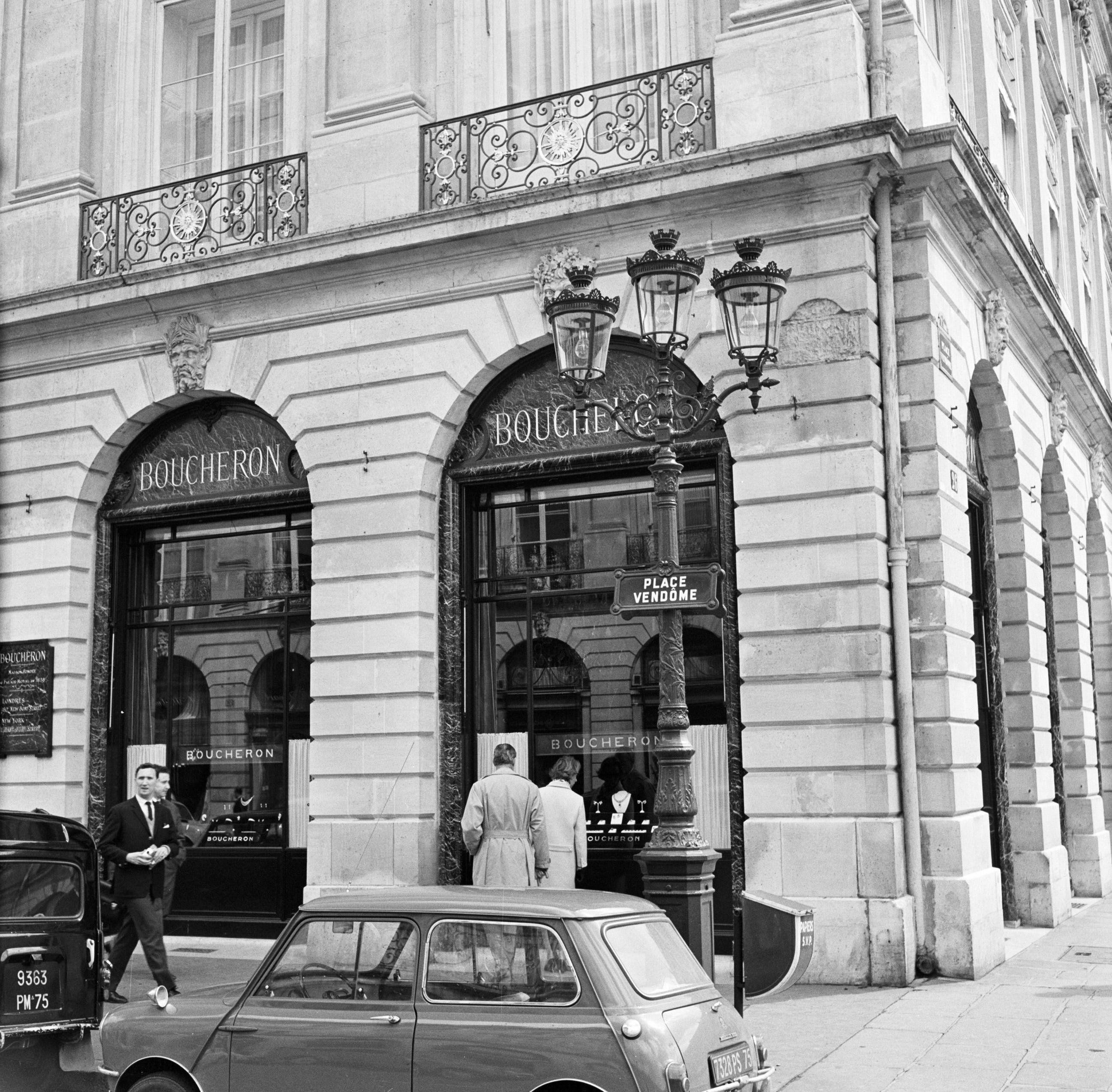 Boucheron jeweller's shop at Place Vendôme in Paris in 1965.
