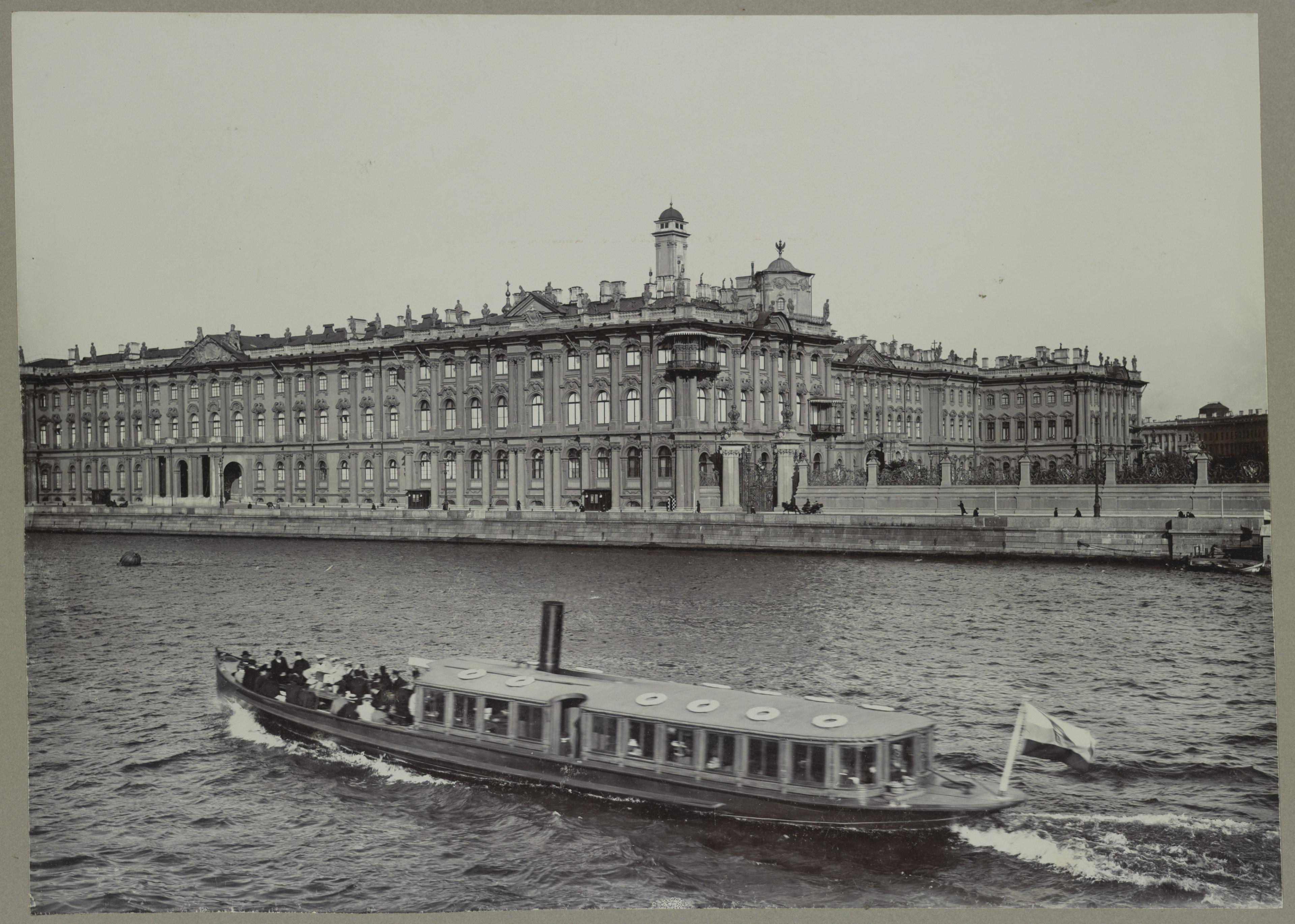 The Winter Palace in St Petersburg photographed around 1890